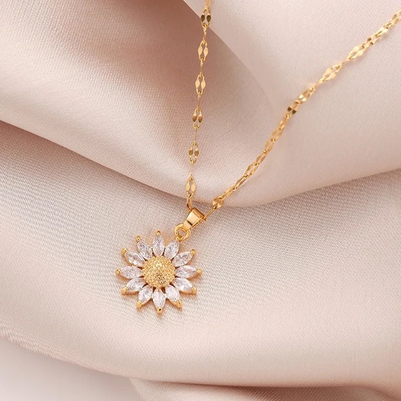 Jewelry - 🌻Sunflower Zircon Stainless Steel Pendant Necklace